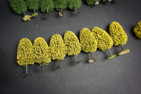 Bundle of various 00 gauge trees of different sizes and colours 22 PICTURED